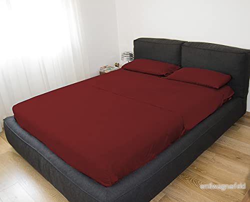 GEMITEX Komplett dubbelsäng, BORDEAUX färg med NO STIRO behandling, Satin effekt, 100% polyestermikrofiberfiber. Bestående av 2 lakan och örngott TINTA ENITA. Tillverkad i Italien 8016209093530